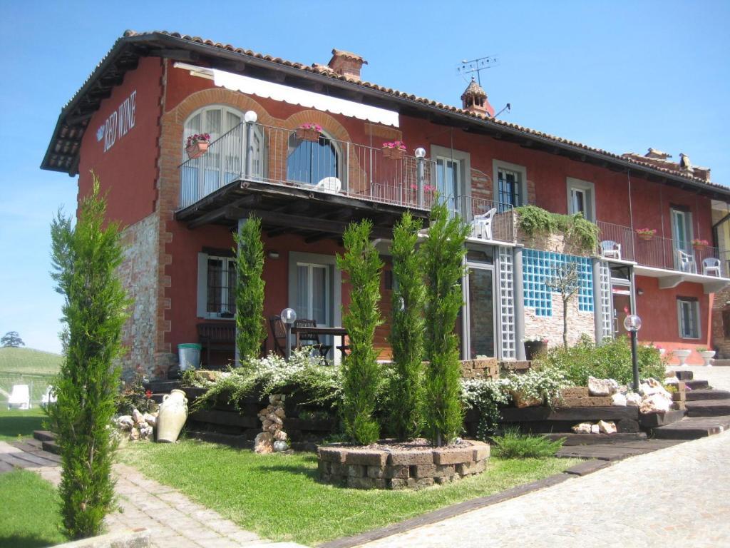 Red Wine Camere La Morra Exterior photo